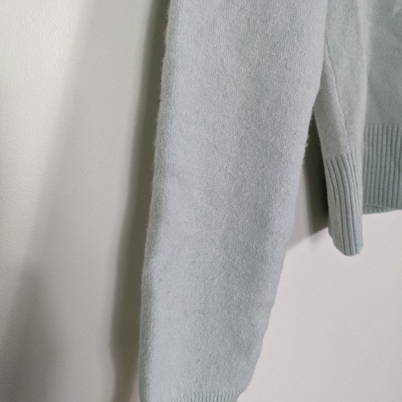 Tory Burch Seafoam Green Wool Blend Crew Neck Button Accent Sweater Medium - Picture 7 of 8